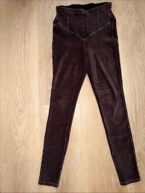 Hue High-Waist Corduroy Leggings in Dark Brown